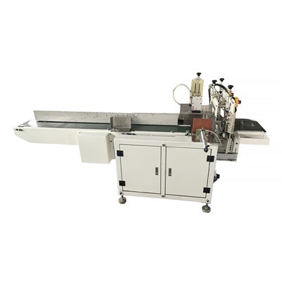 Popierinių servetėlių pakavimo mašina